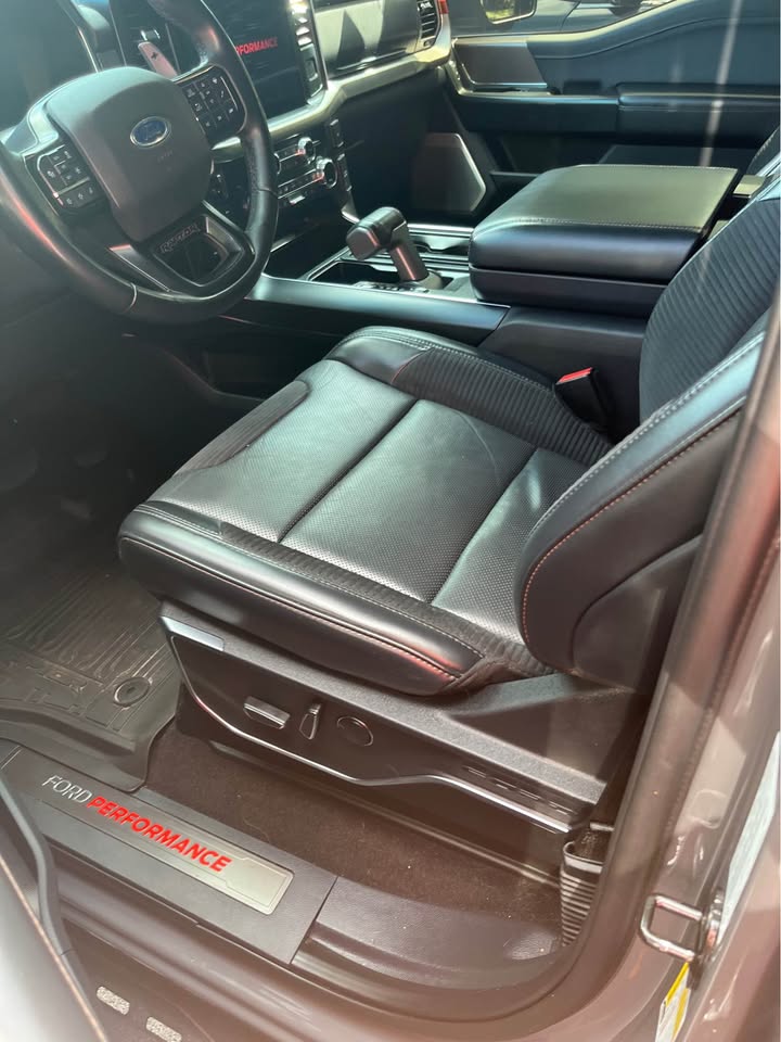 2021 Ford F-150 · Raptor Pickup 4D 5 1/2 ft (photo 9) — photo 9