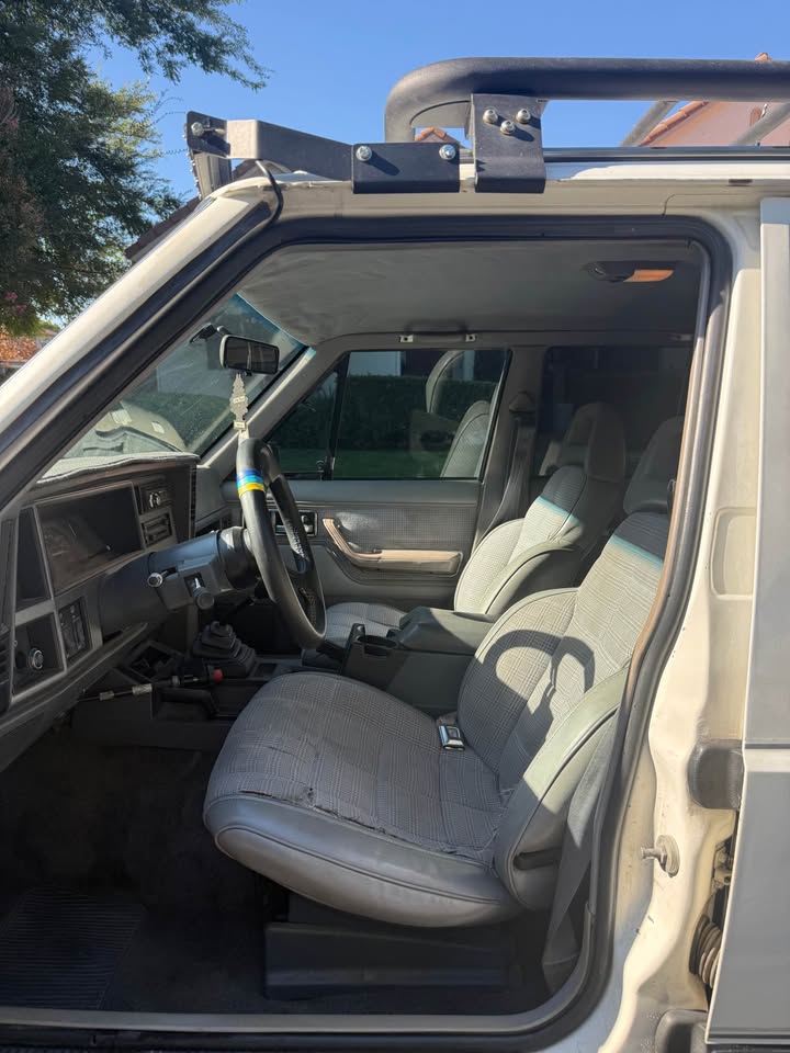 1988 Jeep Cherokee · XJ in Clovis, CA (photo 9)
