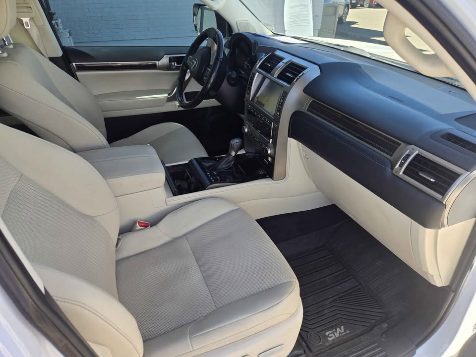 2021 Lexus GX · GX 460 Premium Sport Utility 4D in Grand Junction, CO (photo 4) — photo 4