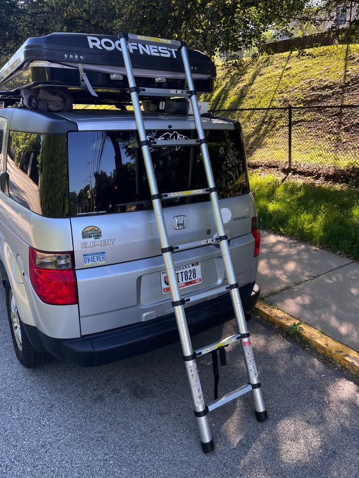 Roofnest Sparrow Eye 2018 rooftop tent in Pittsburgh, PA (photo 8) — photo 8