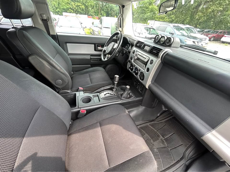 2007 Toyota FJ Cruiser · Sport Utility 2D in Reynoldsburg, OH (photo 9) — photo 9