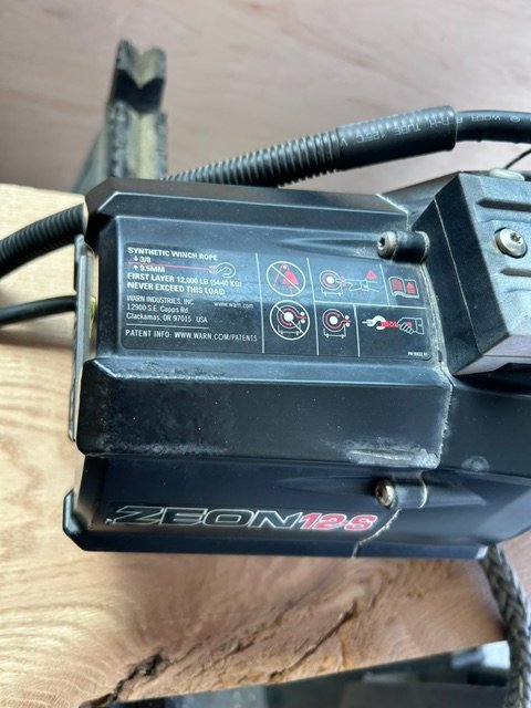 WARN Zeo 12-s winch — photo 2