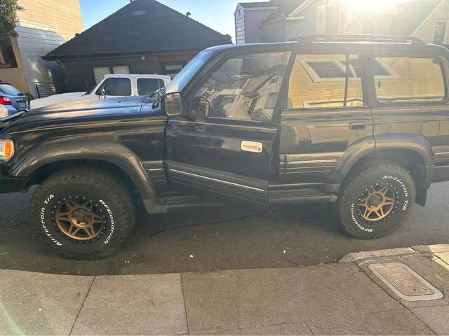 1997 Lexus LX · LX 450 Sport Utility 4D — photo 2