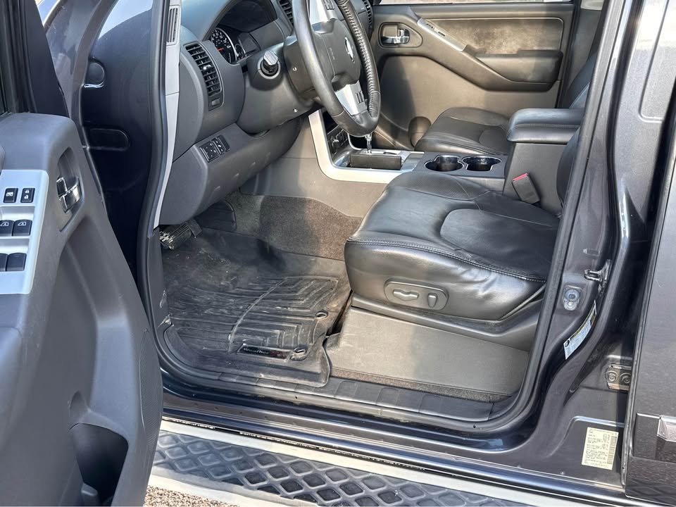 2011 Nissan Pathfinder · Silver Edition Sport Utility 4D in Colorado Springs, CO (photo 9) — photo 9
