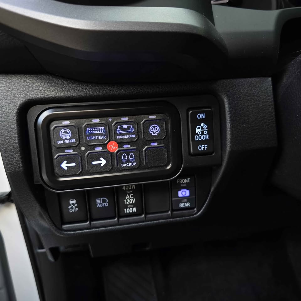 2023 Toyota Tacoma Double Cab · TRD Off-Road Pickup 4D 6 ft in Puyallup, WA (photo 7) — photo 7