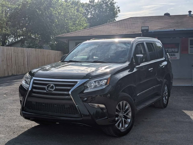 2017 Lexus GX · GX 460 Luxury Sport Utility 4D — photo 3