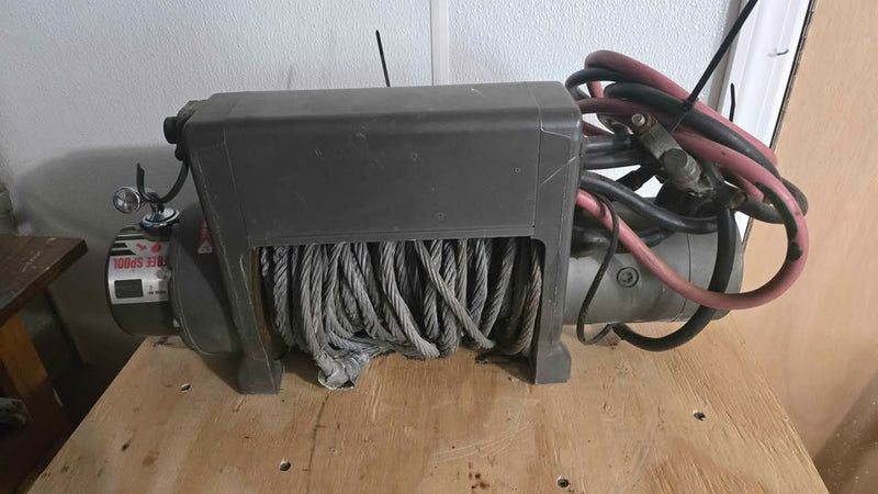 Used Warn X8000i winch in Colonia, NJ (photo 5) — photo 5