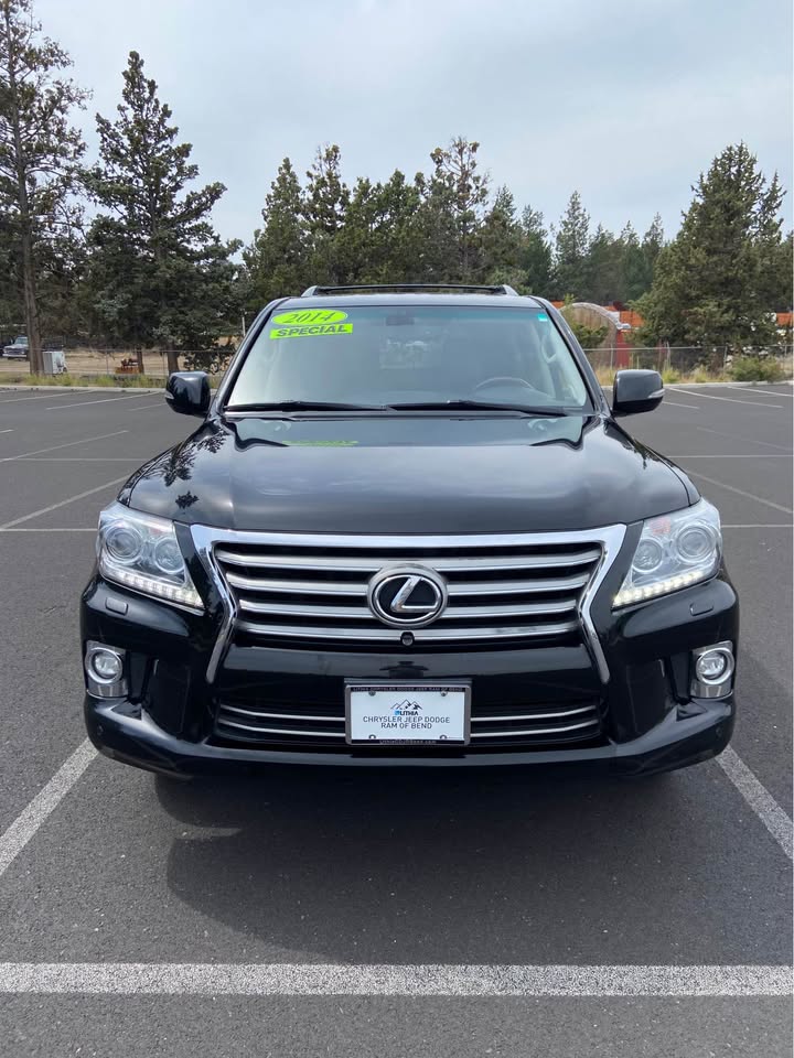 2014 Lexus LX · LX 570 Sport Utility 4D in Bend, OR (photo 2) — photo 2