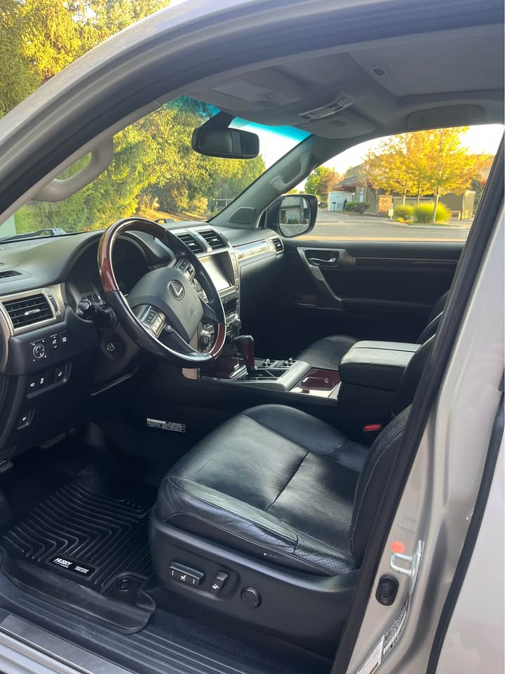 2014 Lexus GX · GX 460 Luxury Sport Utility 4D in Boise, ID (photo 5) — photo 5