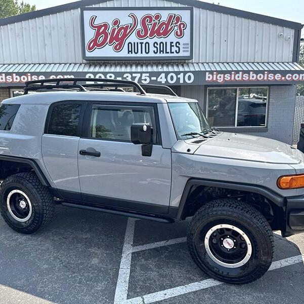 2013 Toyota FJ Cruiser in Boise, ID (photo 1)