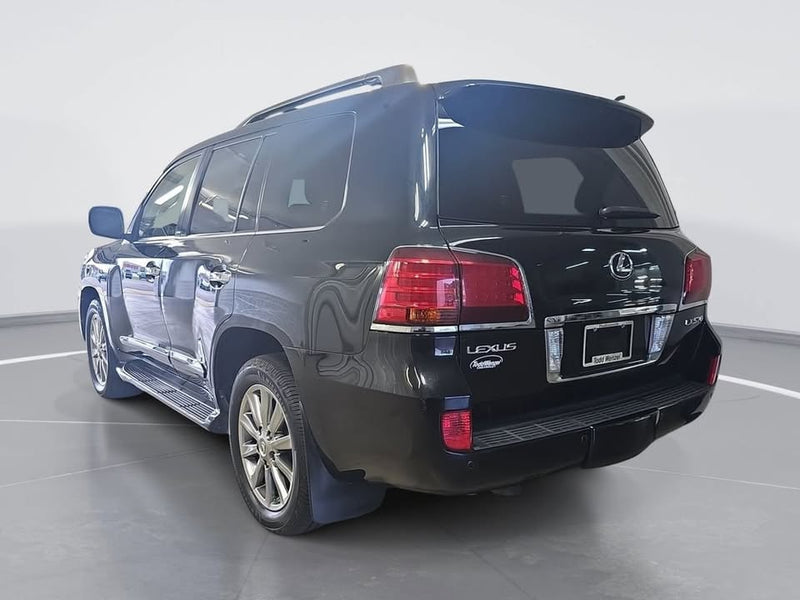 2010 Lexus LX 570 in Hudsonville, MI (photo 6) — photo 6