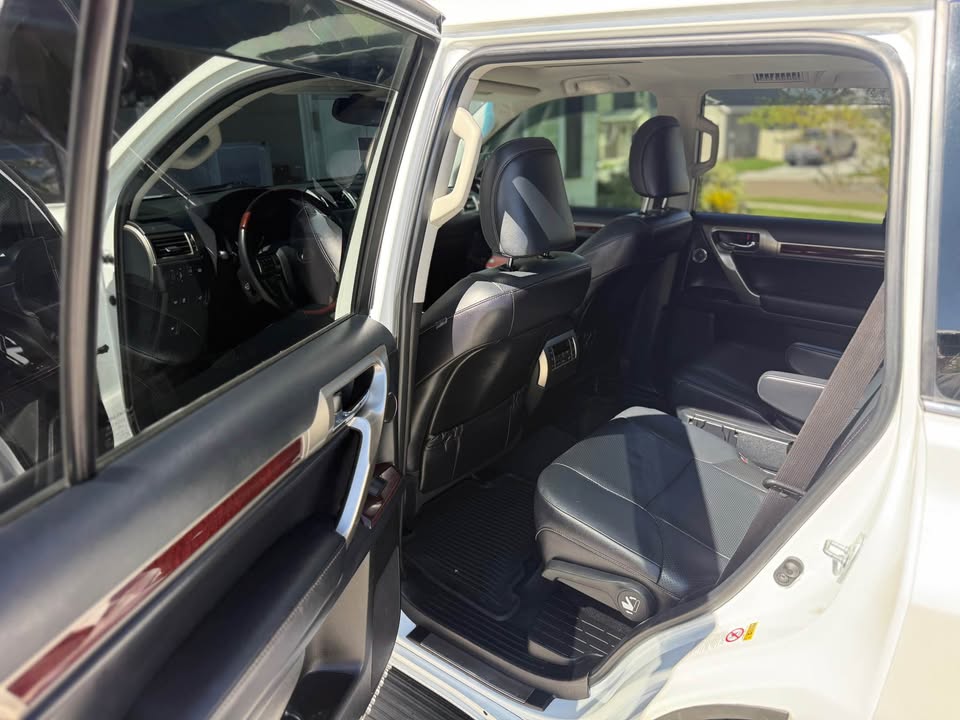 2018 Lexus gx460 in Nampa, ID (photo 7) — photo 7
