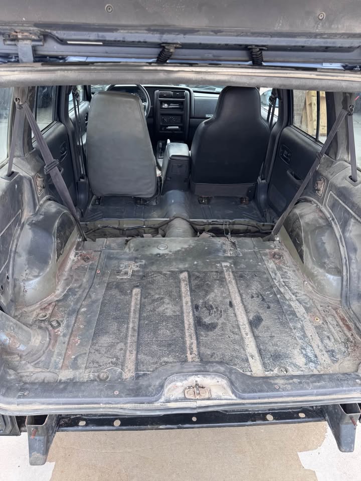 2001 Jeep Cherokee XJ in Wichita, KS (photo 6) — photo 6