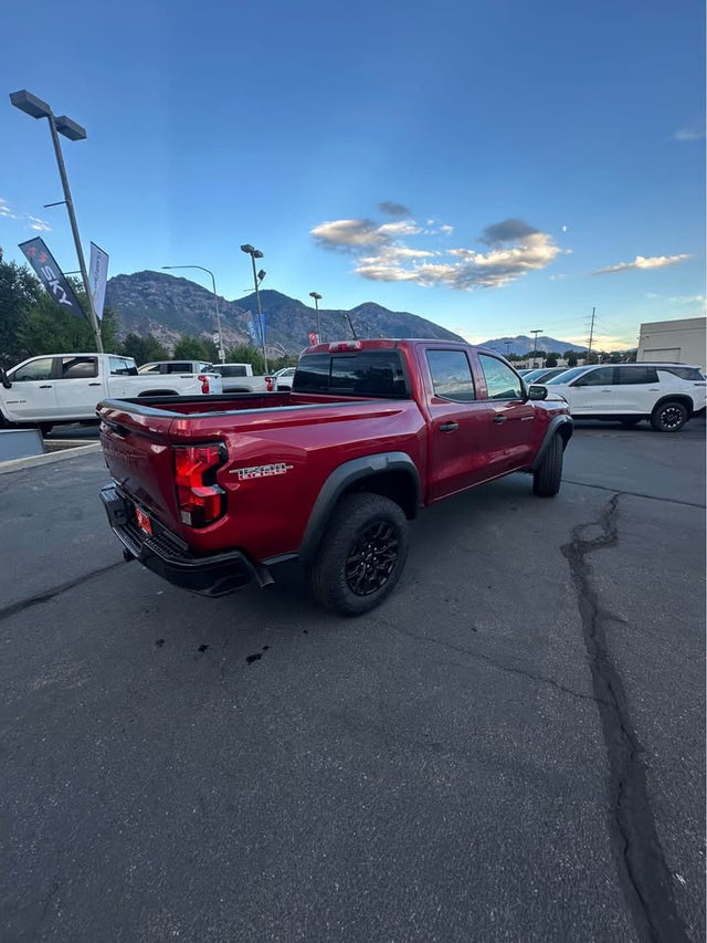 2026 Chevrolet Colorado Crew Cab · Trail boss — photo 3