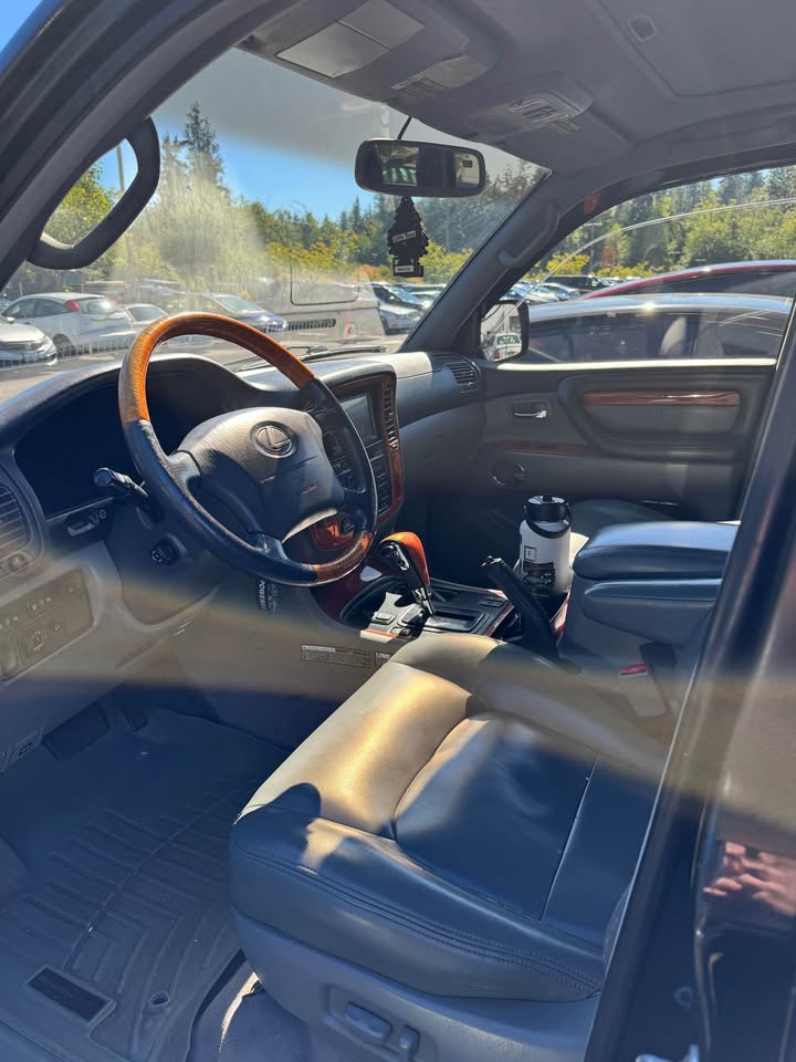 2001 Lexus LX · LX 470 Sport Utility 4D in Monroe, WA (photo 6) — photo 6