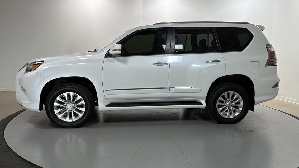 2018 Lexus GX 460 in Nashville, TN (photo 3) — photo 3