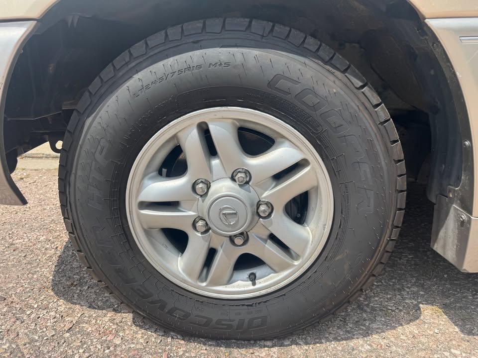 2000 Lexus lx 470 (photo 12) — photo 12