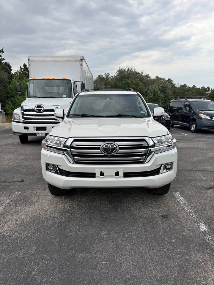 2019 Toyota Landcruiser Land Cruiser in Austin, TX (photo 1) — photo 1