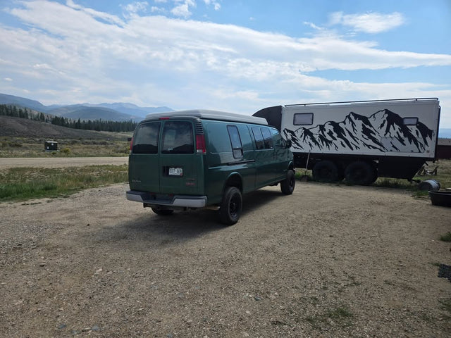 2000 GMC Savana 3500 — photo 3