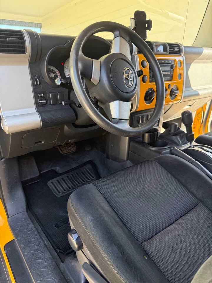 2008 Toyota FJ Cruiser · Sport Utility 2D in Windsor, CO (photo 12) — photo 12