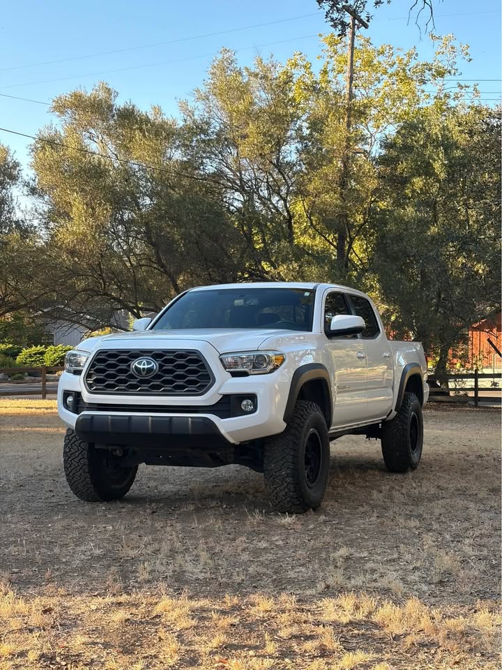 2017 Toyota Tacoma · TRD Off-Road in Fair Oaks, CA (photo 6) — photo 6