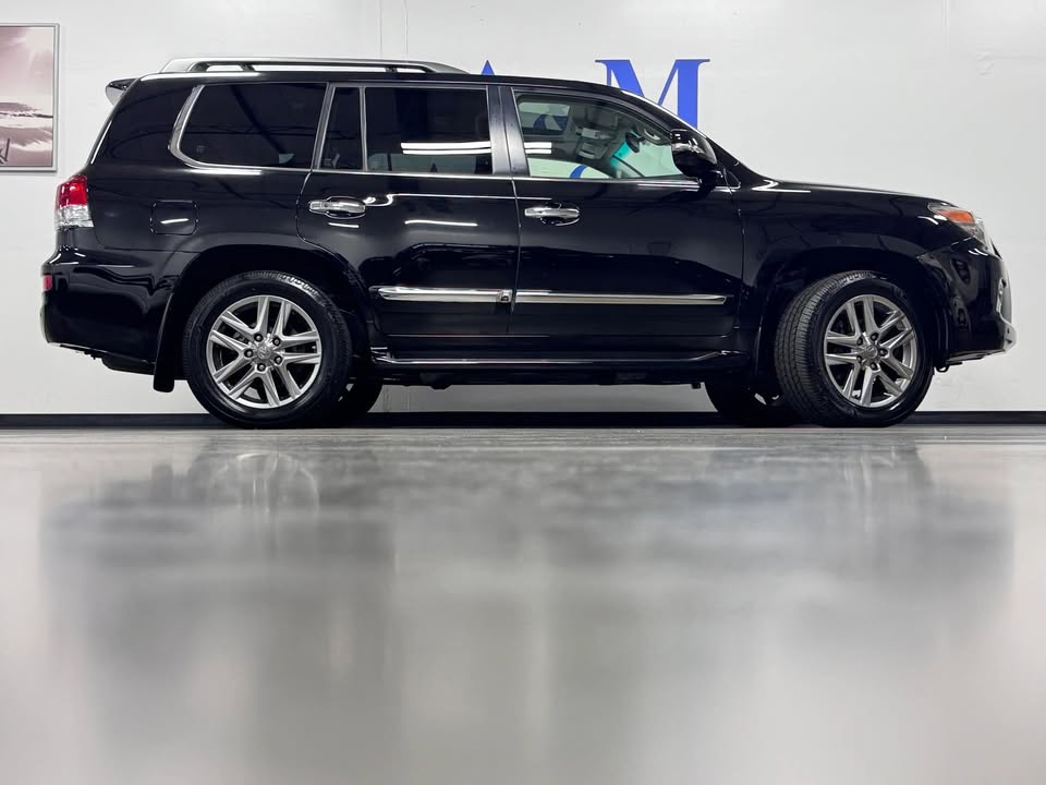 2014 Lexus LX570 in Portland, OR (photo 3) — photo 3