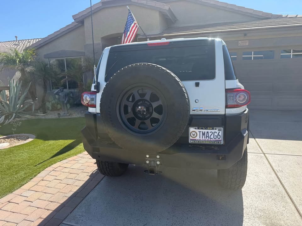 2012 Toyota FJ Cruiser · Sport Utility 2D in Surprise, AZ (photo 3) — photo 3