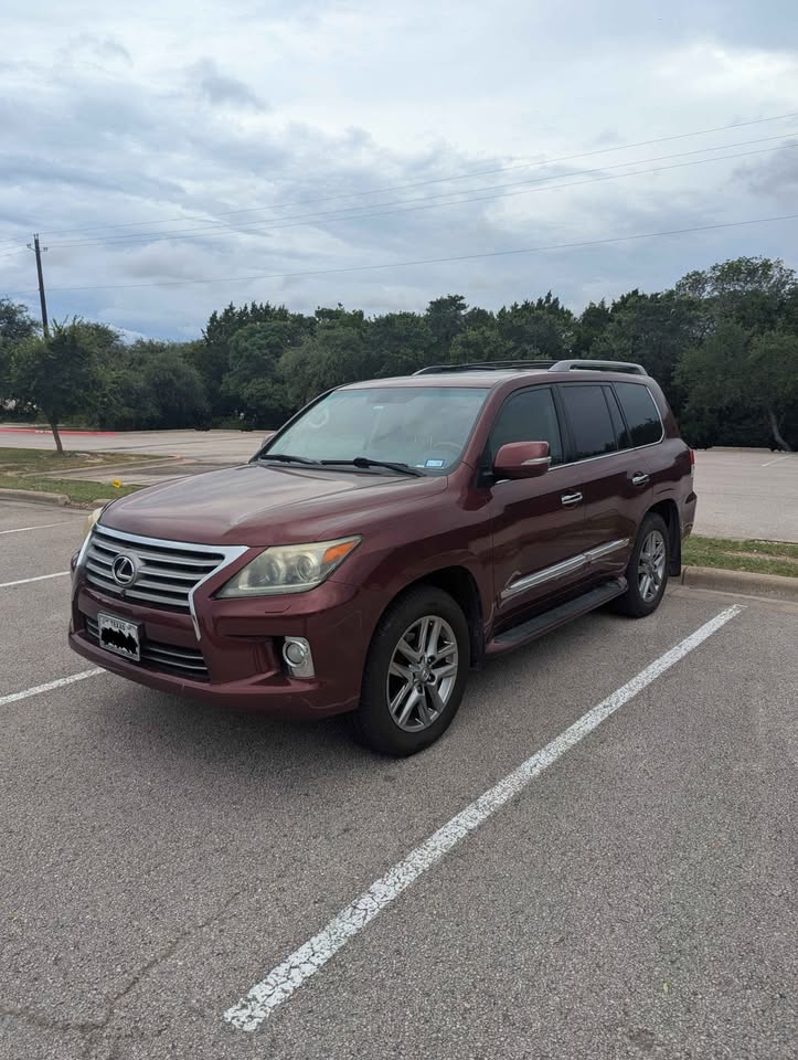 2013 Lexus LX 570 in Austin, TX (photo 7)