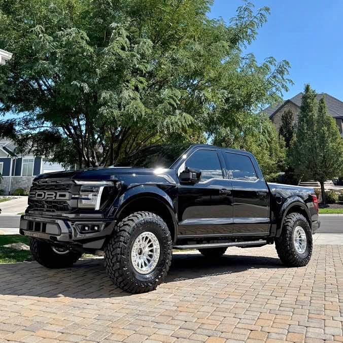 2024 Ford F150 (Heritage) Regular Cab · Raptor (photo 1) — photo 1