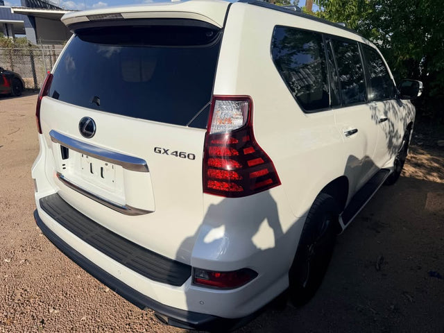 2022 Lexus GX · GX 460 Luxury Sport Utility 4D — photo 3
