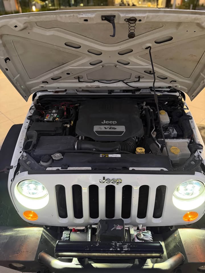 2016 Jeep Wrangler in Austin, TX (photo 2) — photo 2