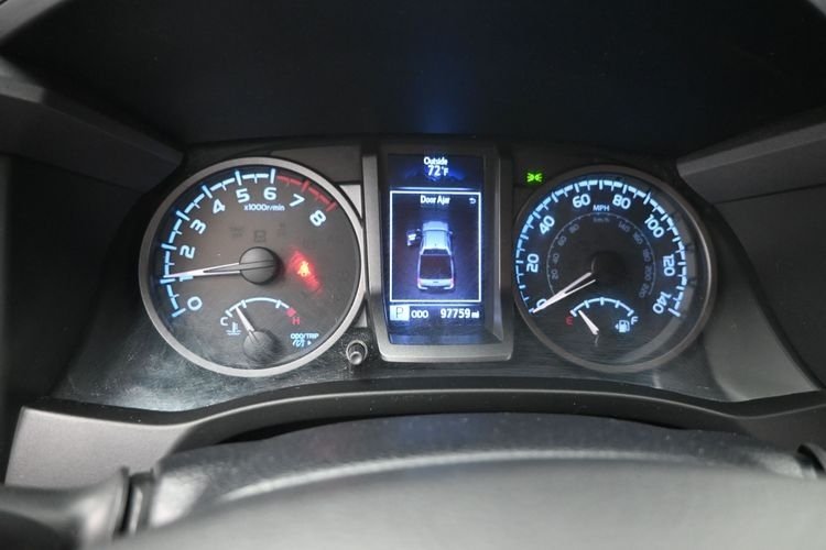 2021 Toyota tacoma sr5 v6 in Seattle, WA (photo 9) — photo 9