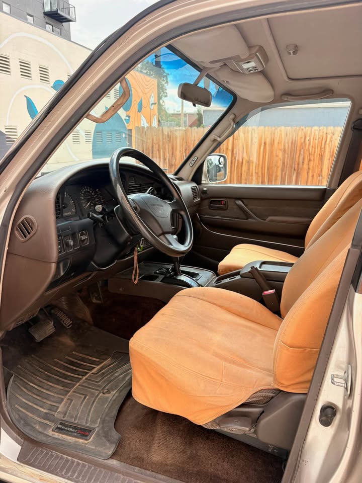 1994 Toyota Landcruiser in Denver, CO (photo 9) — photo 9