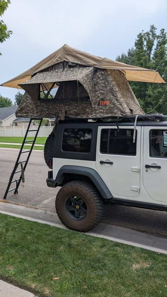 Rare Camo Tepui Rooftop Tent in Eagle, ID (photo 5)