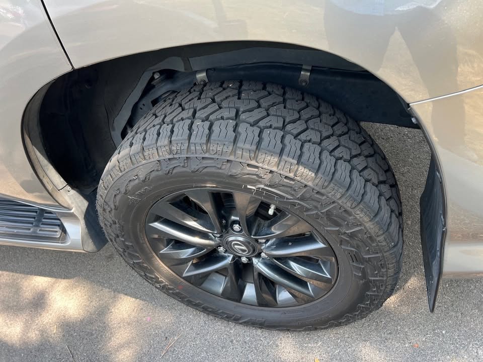 2023 Lexus GX 460 · Premium in Boise, ID (photo 12) — photo 12
