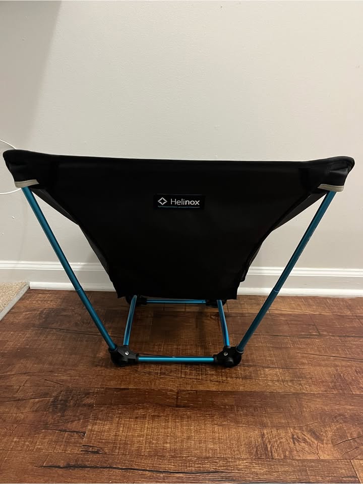 Helinox Ground Chair In Black in This, France (photo 3) — photo 3