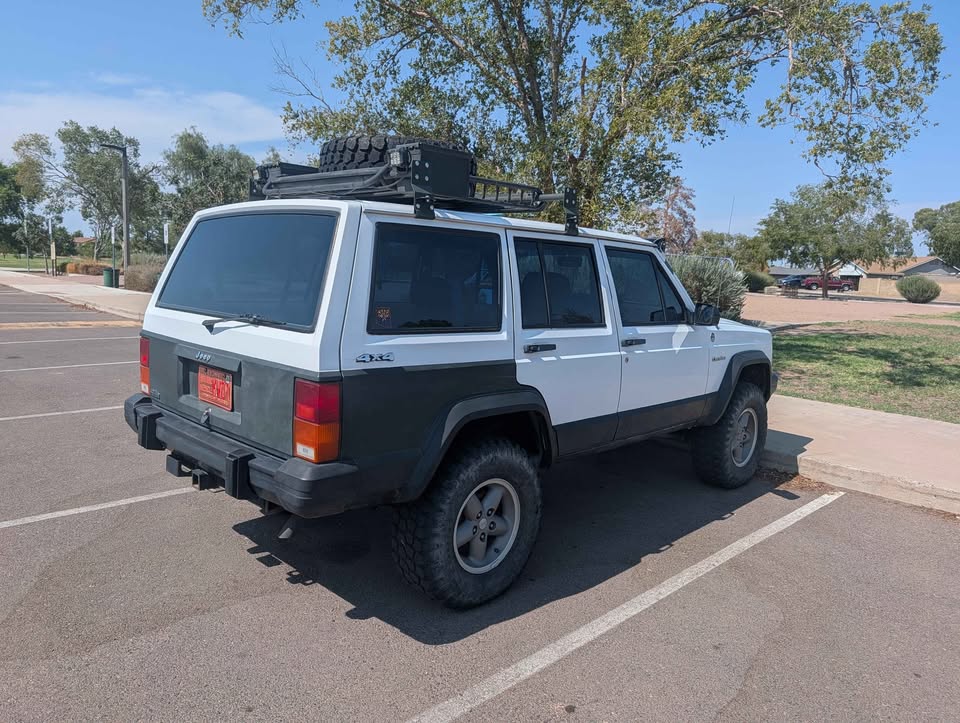 1991 Jeep Cherokee XJ in Phoenix, AZ (photo 3) — photo 3