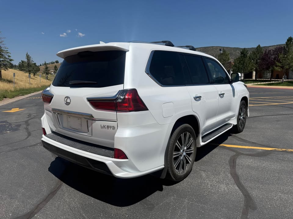 2020 Lexus LX LX 570 Sport Utility 4D (photo 5) — photo 5