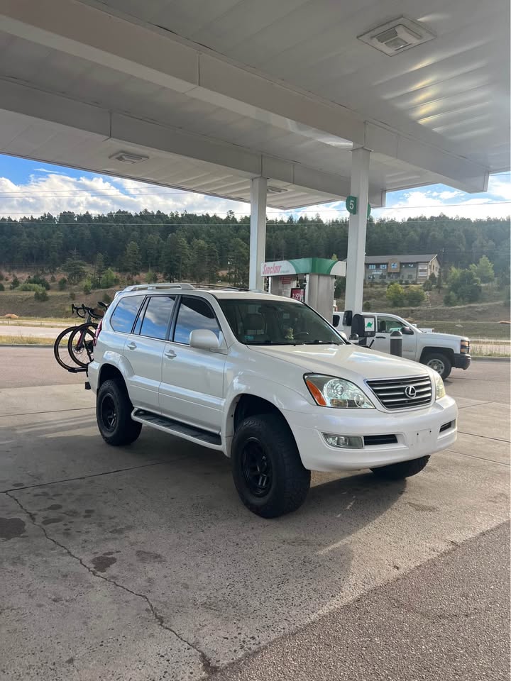 2005 Lexus GX · GX 470 Sport Utility 4D in Denver, CO (photo 5) — photo 5
