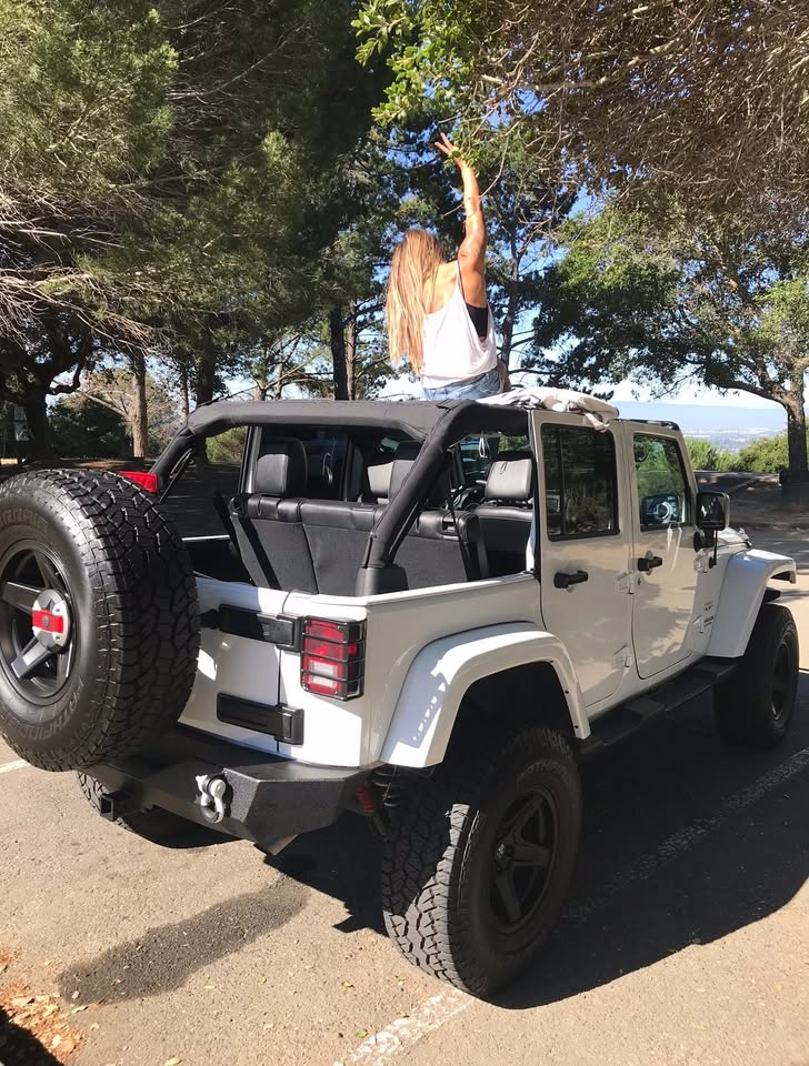 2016 Jeep Wrangler Sahara Trim in Concord, CA (photo 6) — photo 6