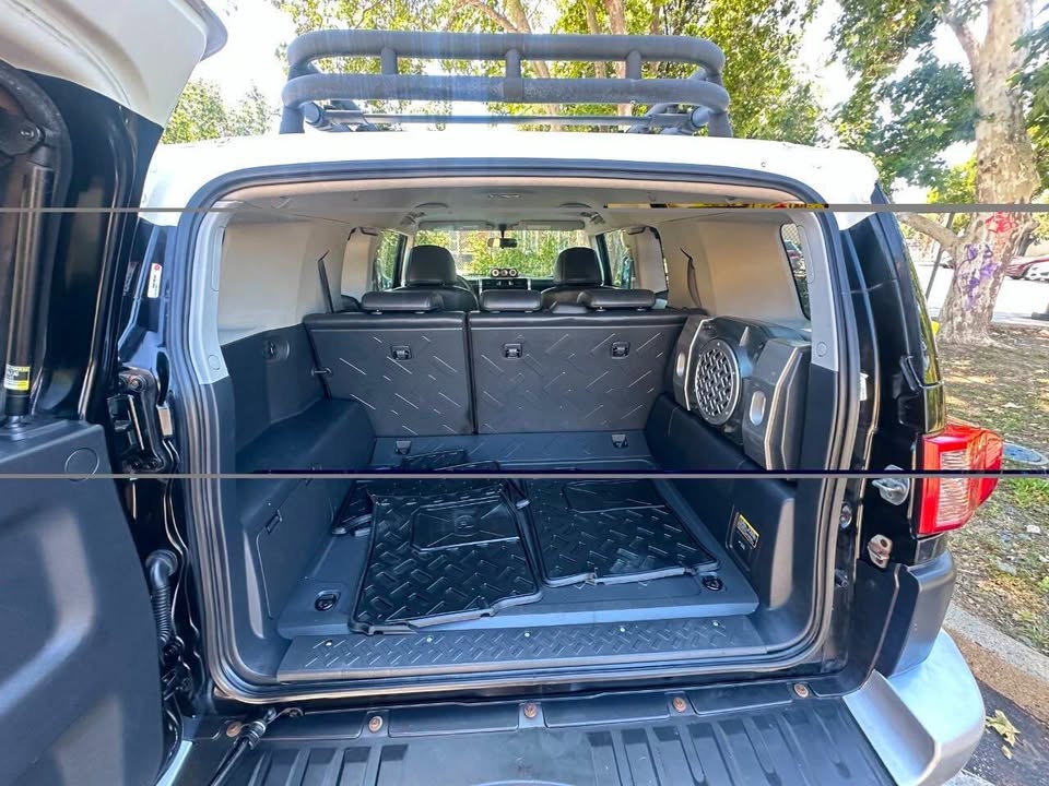 2008 Toyota FJ Cruiser in Sacramento, CA (photo 11) — photo 11