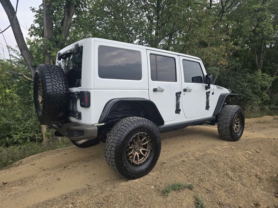 2015 Jeep Wrangler Unlimited · Rubicon Sport Utility 4D in Carlisle, PA (photo 7) — photo 7