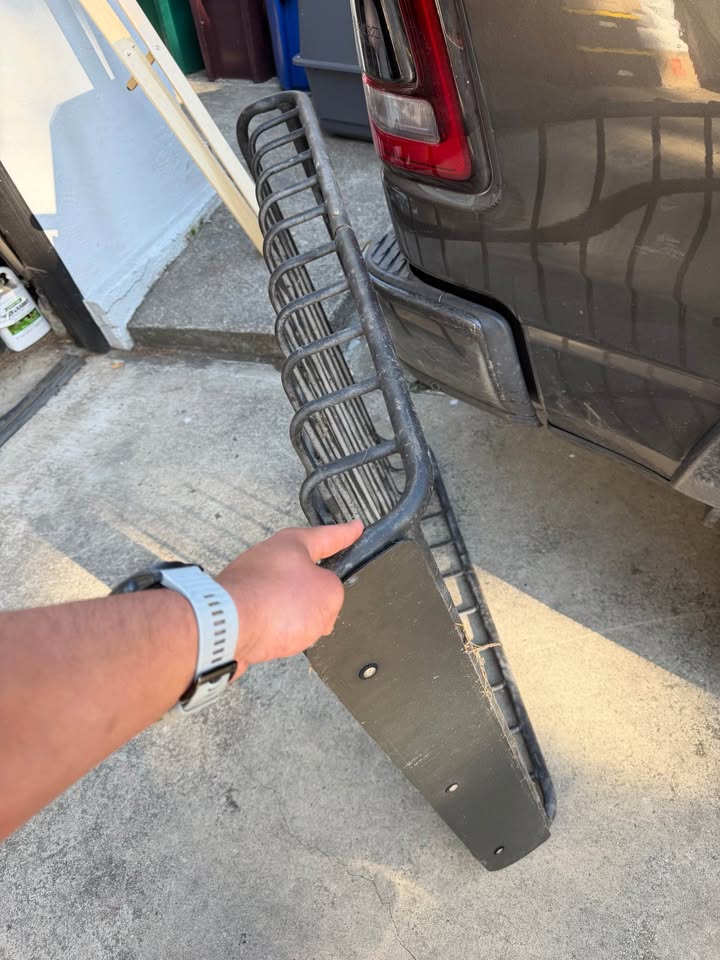 Yakima Roof Rack Basket in Oakland, CA (photo 3)