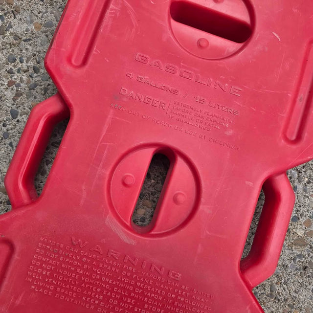 Rotopax 4 gallon gas can truck mountable — photo 3