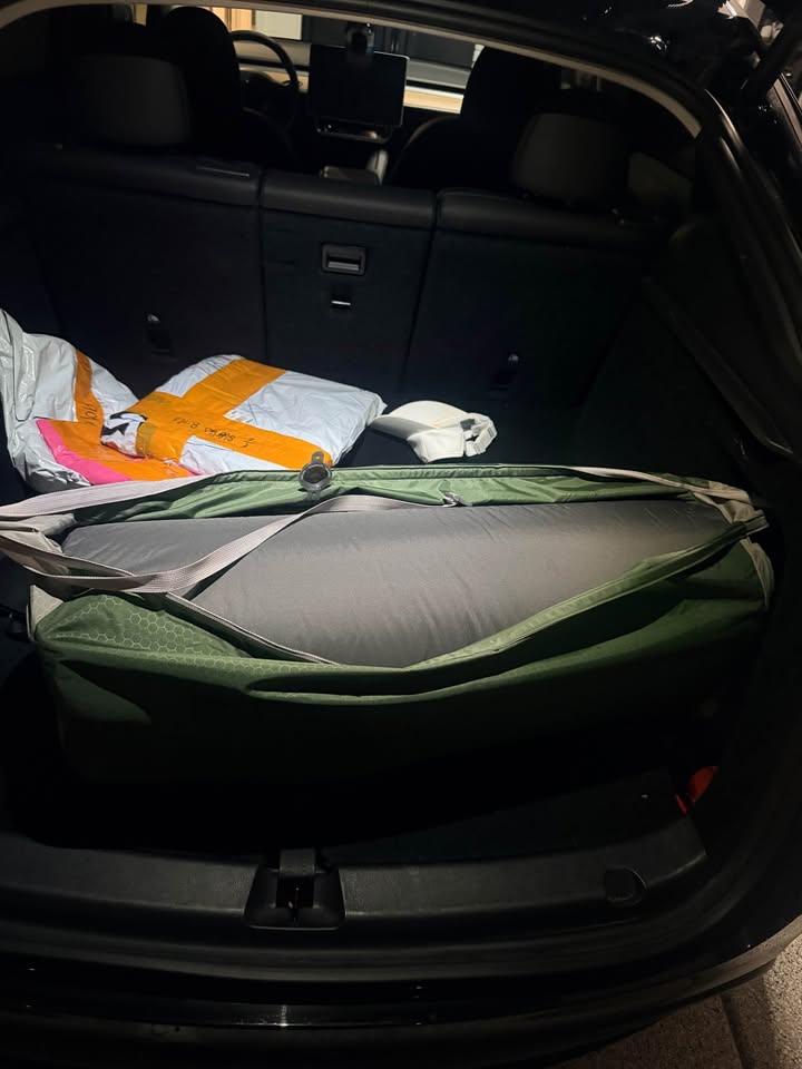 EXPED MegaMat 10 LXW in Irvine, CA (photo 3)