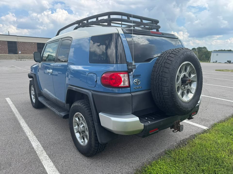 2011 Toyota FJ Cruiser · Sport Utility 2D in Morehead, KY (photo 7) — photo 7