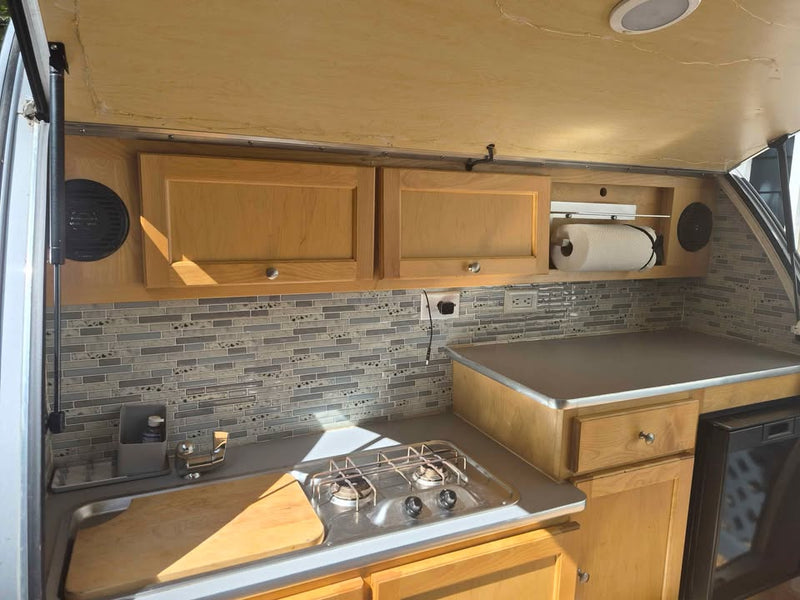 Nucamp TAB 320 CSS in Portland, OR (photo 6) — photo 6