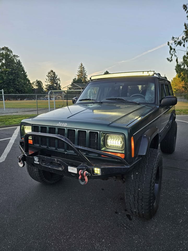 2001 Jeep Cherokee · Sport 4D in Mt Vernon, WA (photo 5) — photo 5