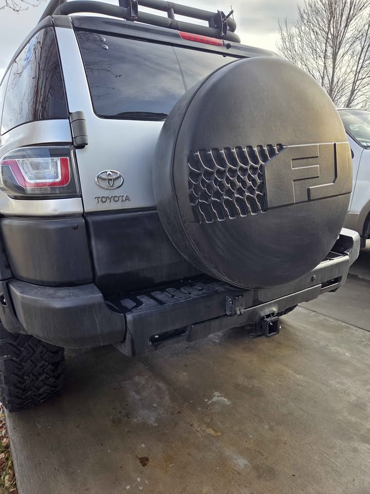 2007 Toyota FJ Cruiser · Sport Utility 2D in Parker, CO (photo 2) — photo 2