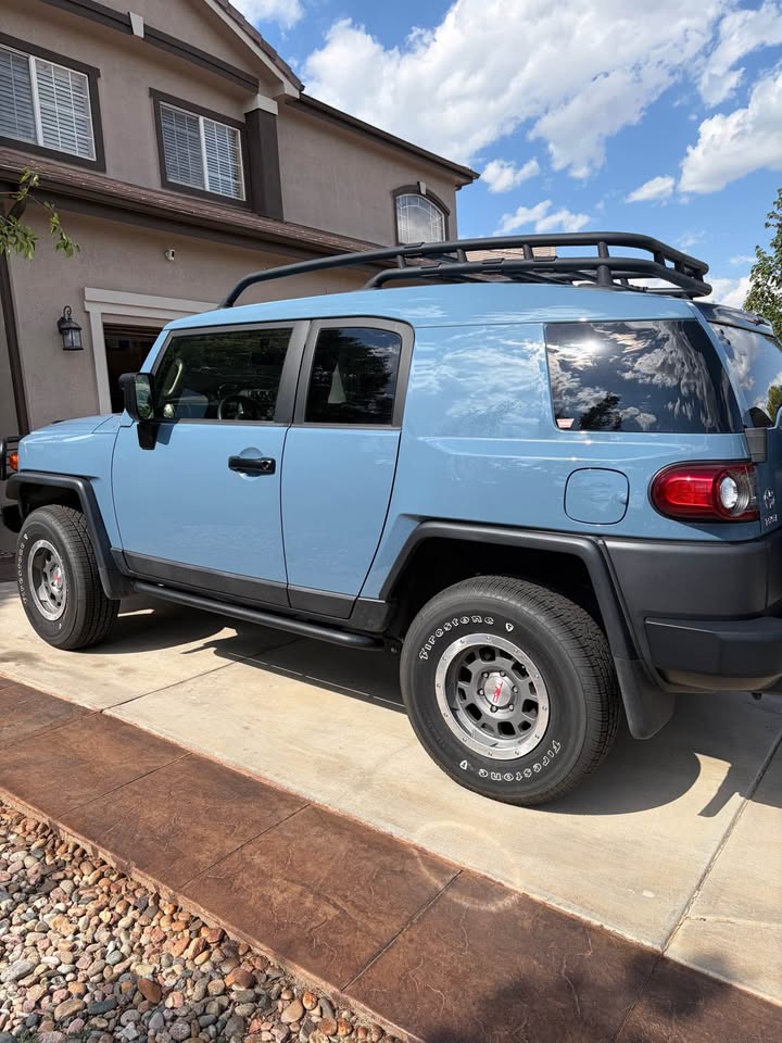 2014 Toyota FJ Cruiser in Littleton, CO (photo 2) — photo 2